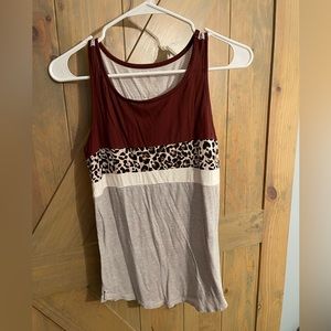Maurice’s block pattern tank. Size s.